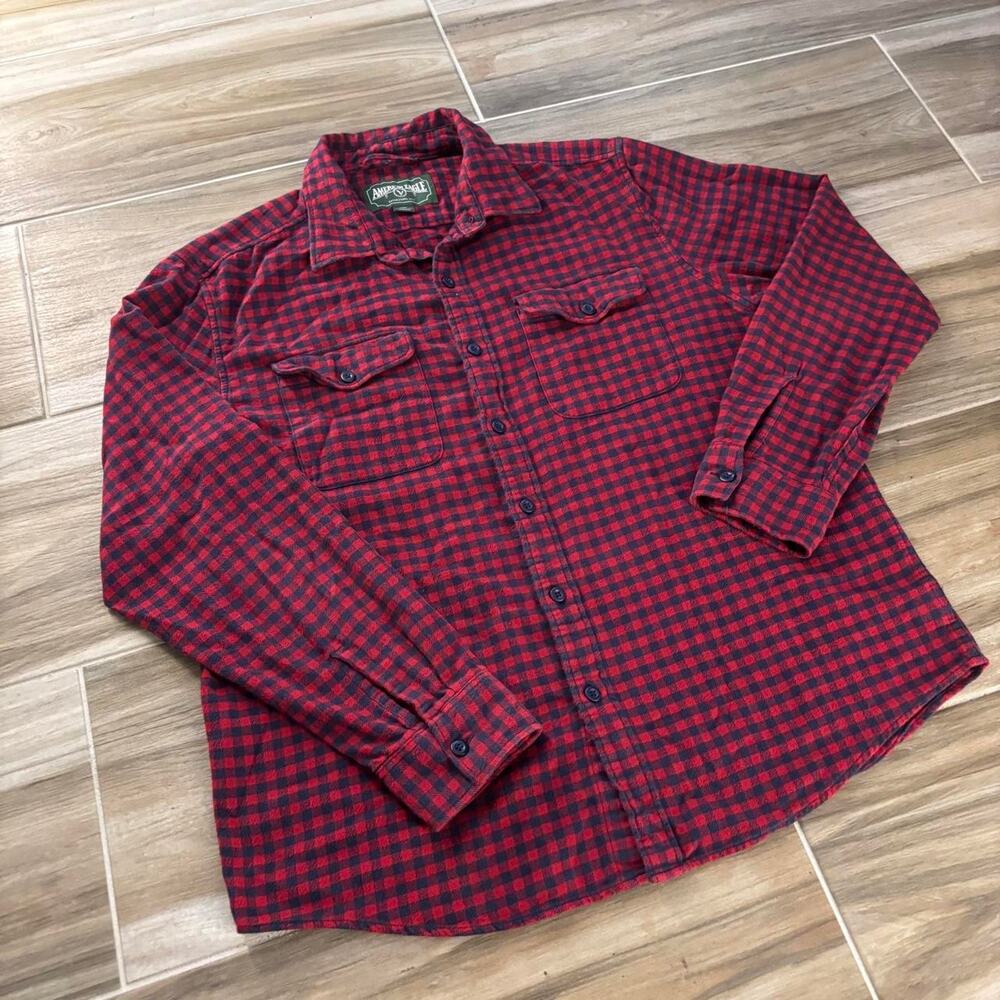 American Eagle Red Flannel Button Up Sz L